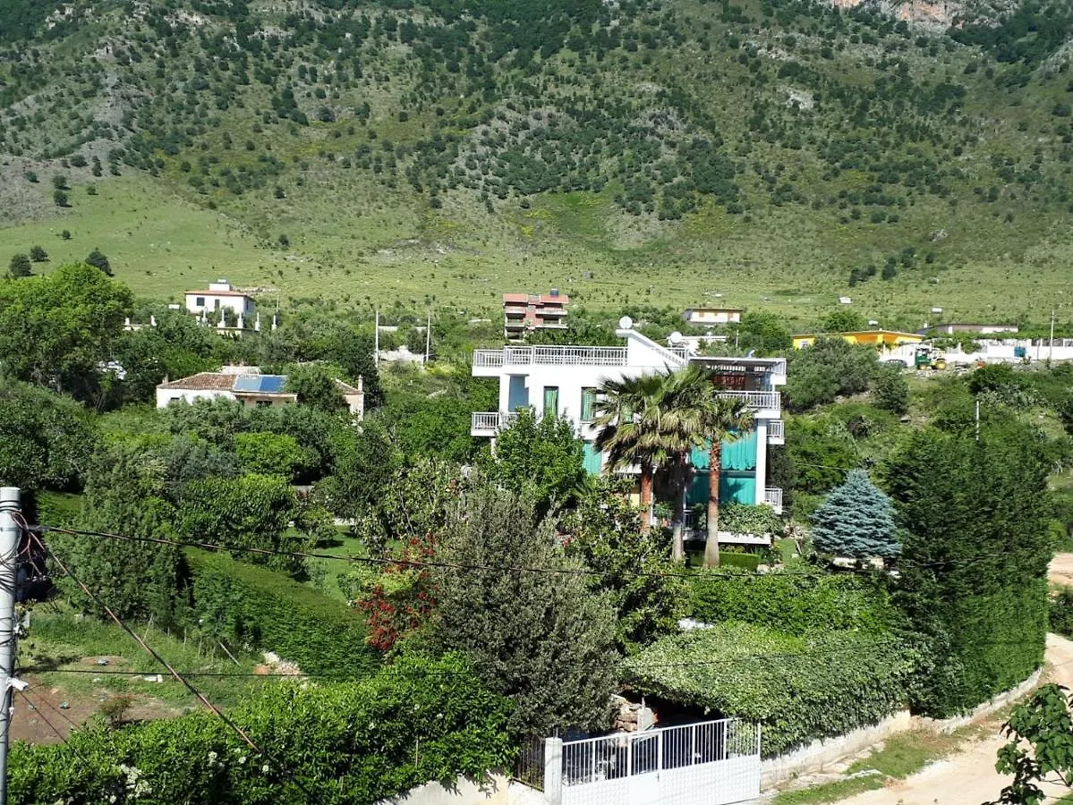 Family Beach Swimming Pool Villa Luanit Tragjas 0*,  Albania